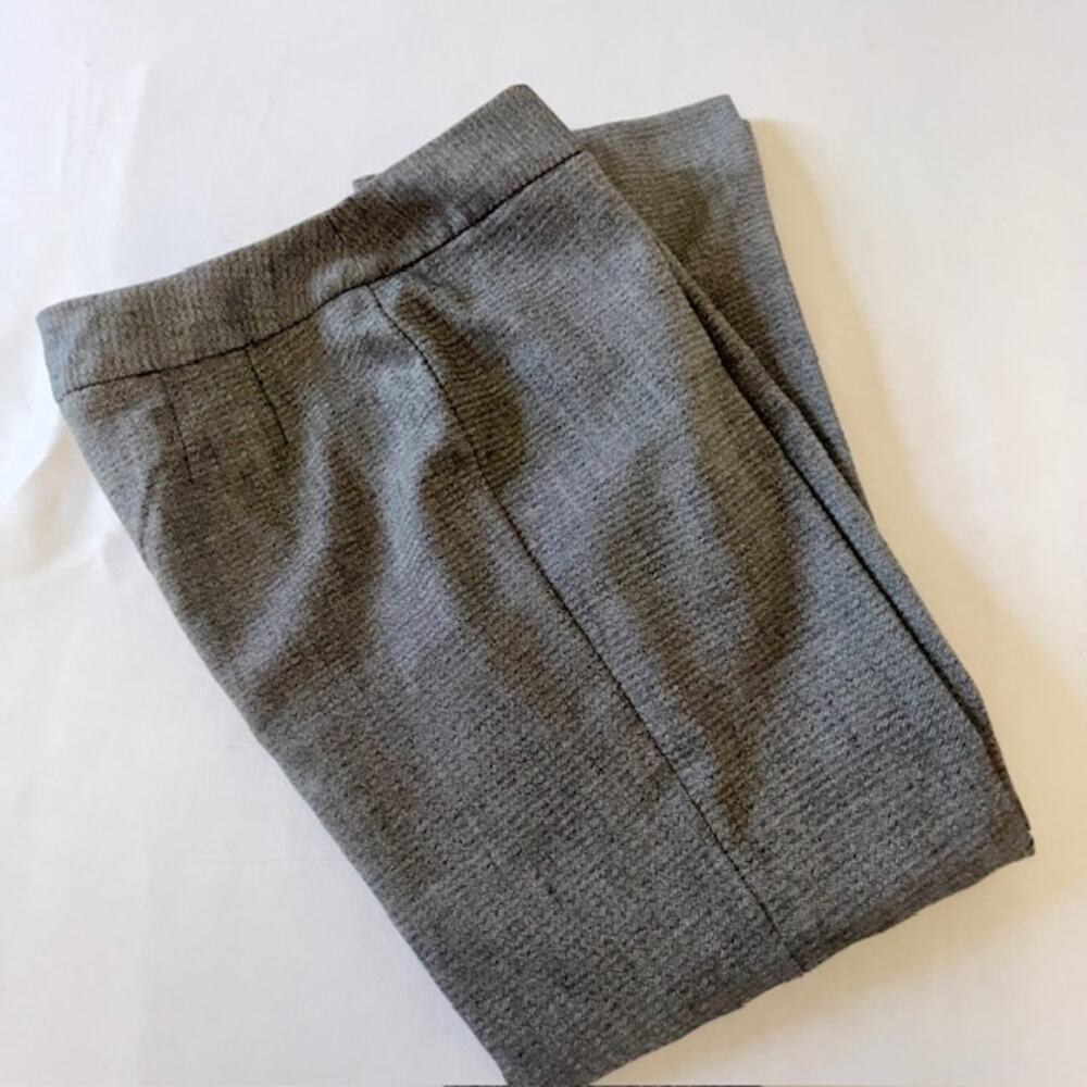 Chicos Womens Size 2 Gray Herringbone Dress Pants Career Classic 29.5 inseam
